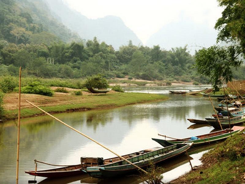Riverview Bungalows Muang Ngoi Екстер'єр фото